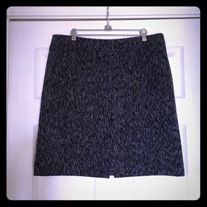Tahari tweed skirt size 14 petite